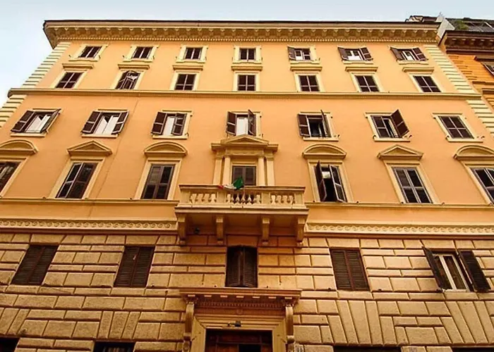 Ercoli House Konukevi